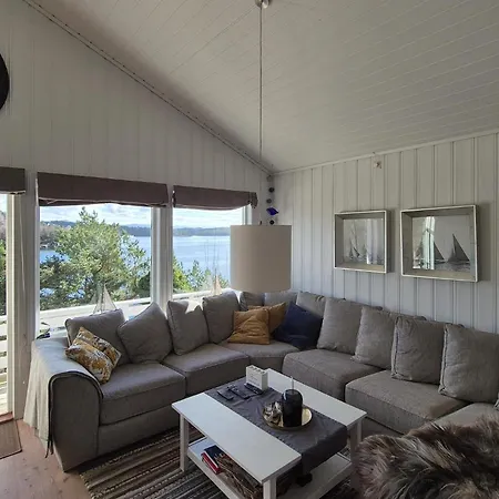 Nice Home In Mosterhamn With Sauna *