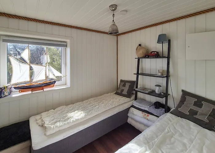 Holiday home Lovely In With Sauna
